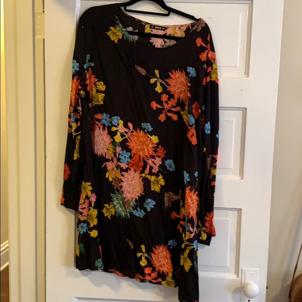 Floral long sleeved dress